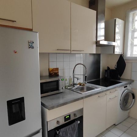 Modern 1 Bedroom Apartment Near The Metro. อีวรี-ซูร์-แซ็น ภายนอก รูปภาพ