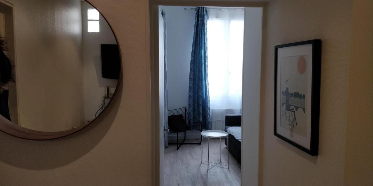 Modern 1 Bedroom Apartment Near The Metro. อีวรี-ซูร์-แซ็น ภายนอก รูปภาพ